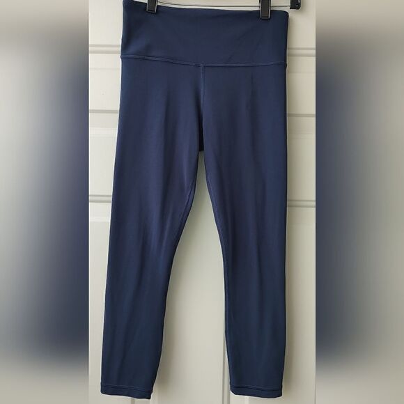 ATHLETA Navy Blue Capri leggings High Waisted Size XS - Picture 1 of 10